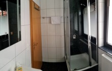 Wohnung Duschbad / flat bathroom
