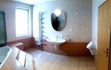 Wannenbad / bathroom